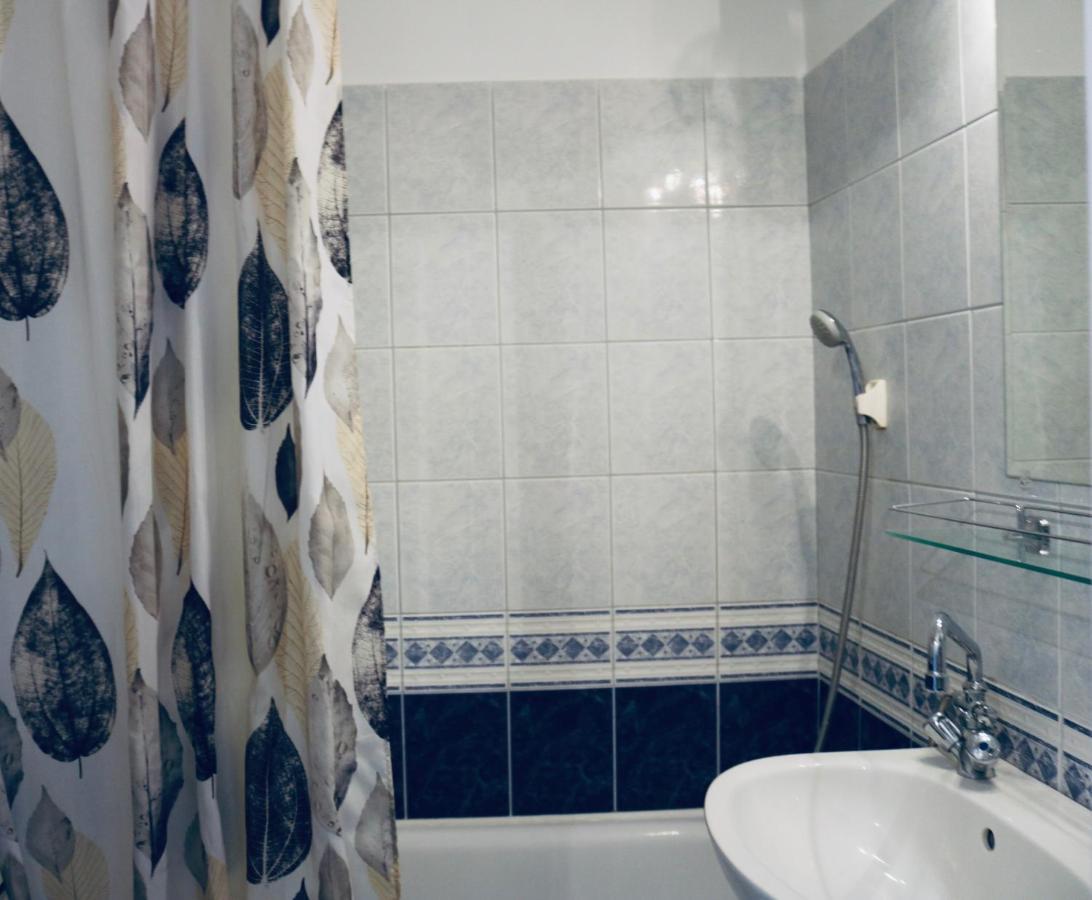 Szabadság Apartman Pécs Exterior foto